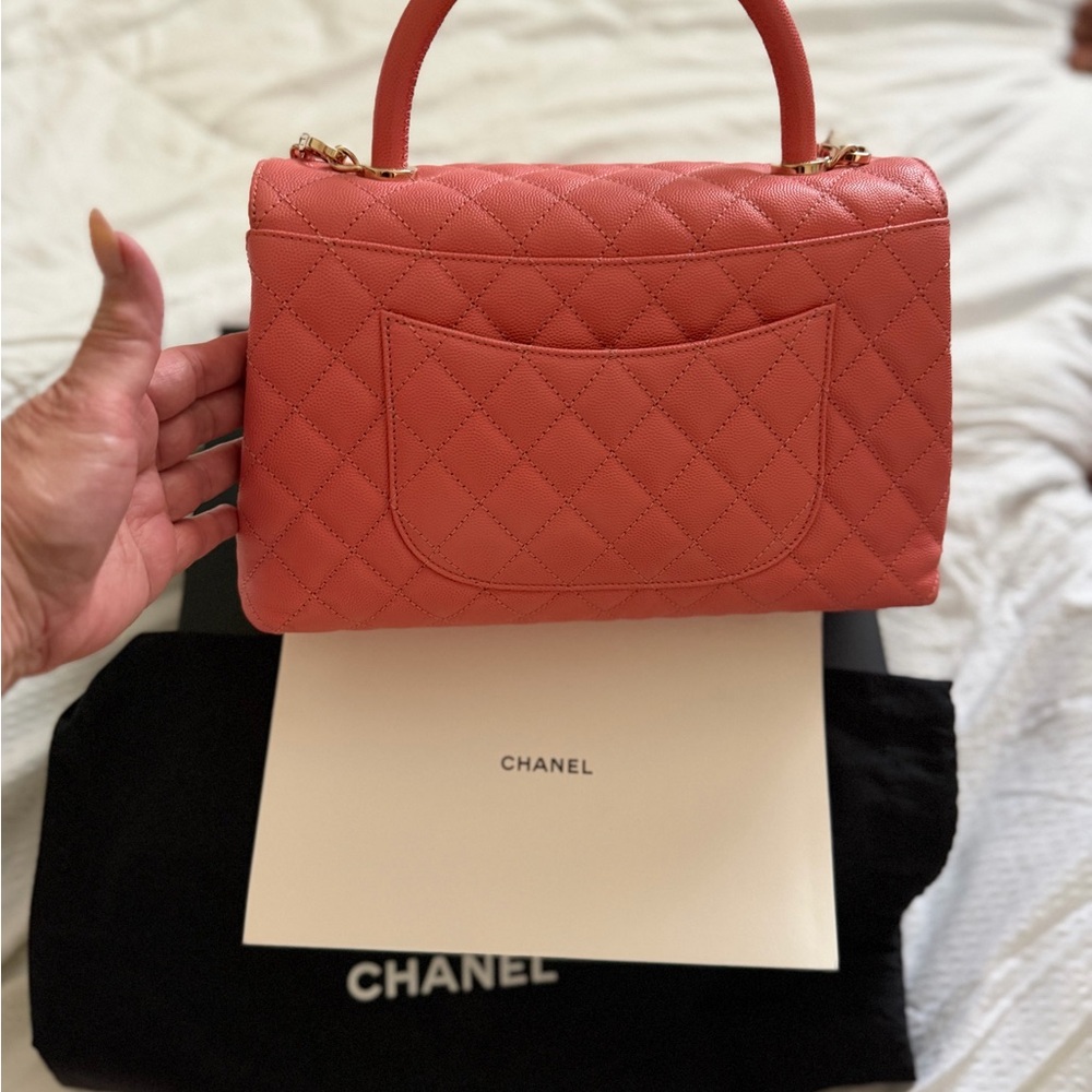 CHANEL Quilted Shoulder Bag in Coral Pink with Gold Hardware - Picture 8 of 8